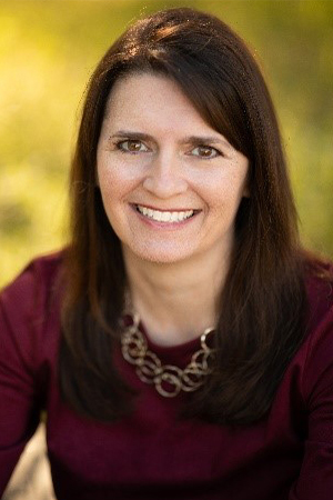 Photo of Dana McDonald