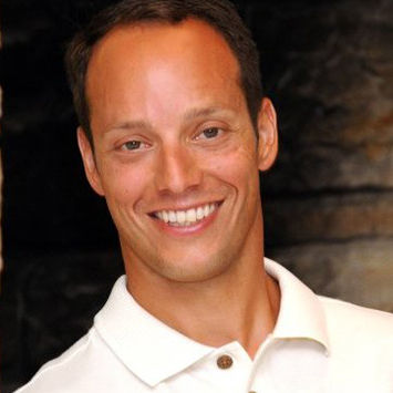 Andrew Veliuona
