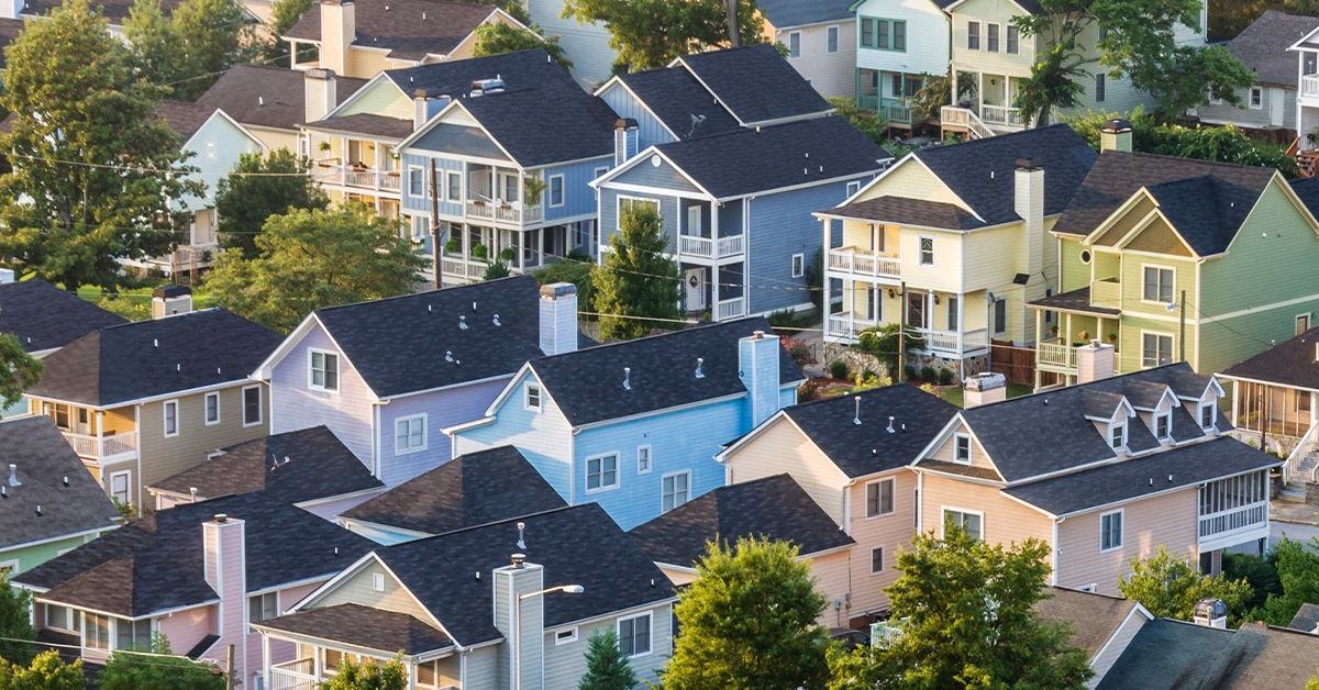 Quang cảnh Arial của một vùng ngoại ô đông đúc với những ngôi nhà